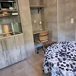 Seaside With Swimming Pool & Parking #1 Appartement