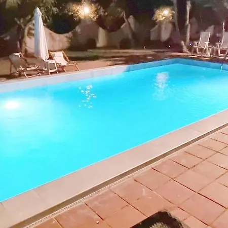 Seaside With Swimming Pool & Parking #1 Apartamento