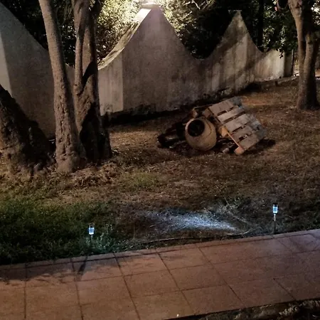 Seaside With Swimming Pool & Parking #1 Mola Kalyva