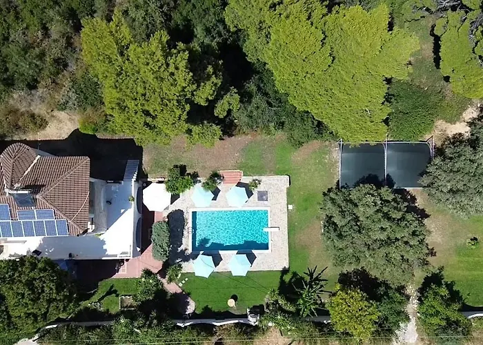 Seaside With Swimming Pool & Parking #1 * Mola Kalyva